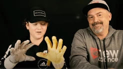 Bruce Bolt PREMIUM PRO Short Cuff Batting Gloves: GREEN -Baseball Discounts Shop BruceBoltVideo2 7696c040 009c 4f37 b84b 7a7790386893