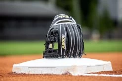 2023 Wilson A2000 1786 Spin Control 11.5" Infield Baseball Glove: WBW100985115 15 2023 Wilson A2000 1786 Spin Control 11.5" Infield Baseball Glove: WBW100985115 -Baseball Discounts Shop WBW100985115Lifestlye2